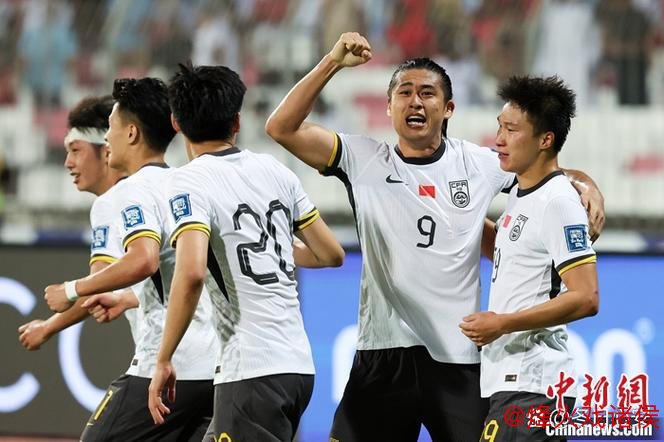 展望2030:国足年轻化改革之路,克雷桑归化成焦点 展望2030:国足年轻化改革之路,克雷桑归化成焦点