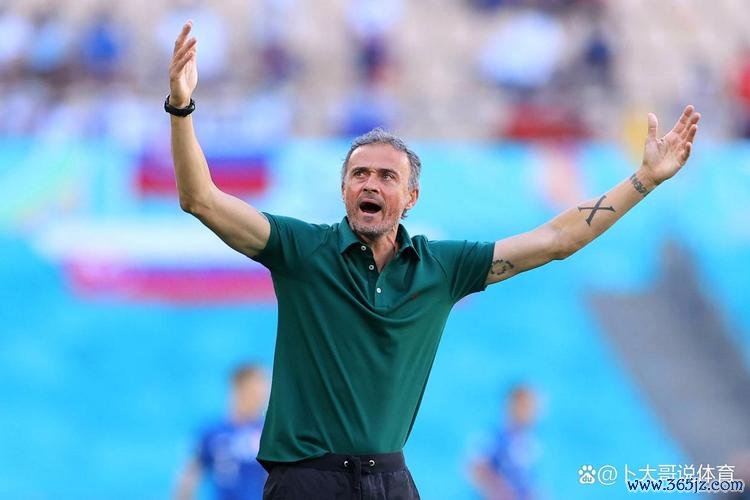 赛后情绪失控，巴黎主帅恩里克遭法国媒体纷纷抨击