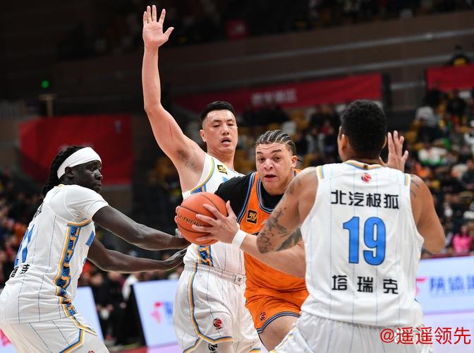 CBA-多人得分上双 上海久事战胜北京北汽