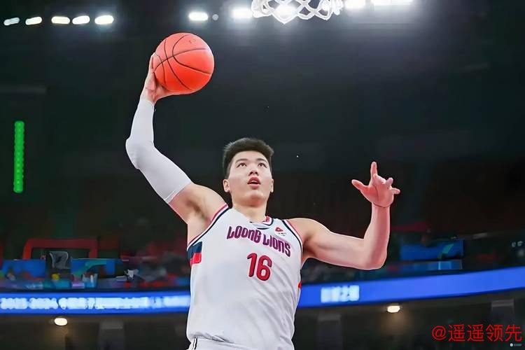 CBA-奎因30+6+9焦泊乔6中6 广东力克深圳