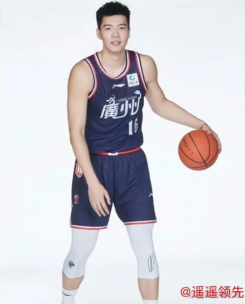 CBA-奎因30+6+9焦泊乔6中6 广东力克深圳